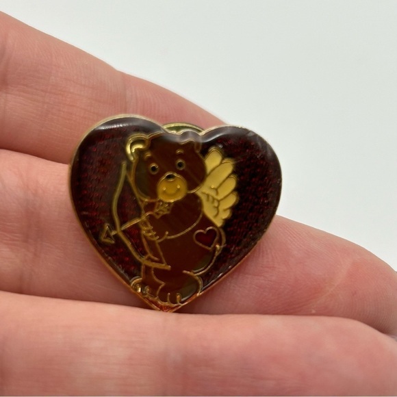 Small Brown Cupid Bear with Arrow and Angel Wings in Red Heart Shaped Enamel Pin - Picture 3 of 7